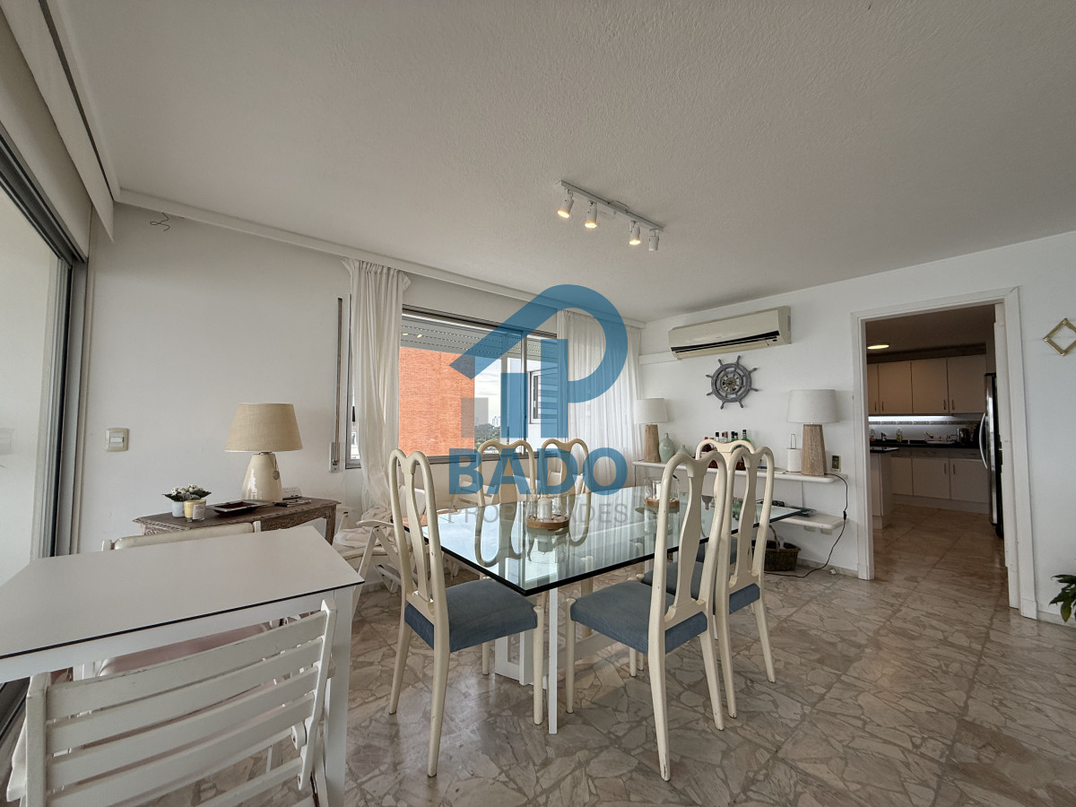 Apartamento ID.67 - Apartamento de 3 dormitorios y 2 baños en Playa Mansa