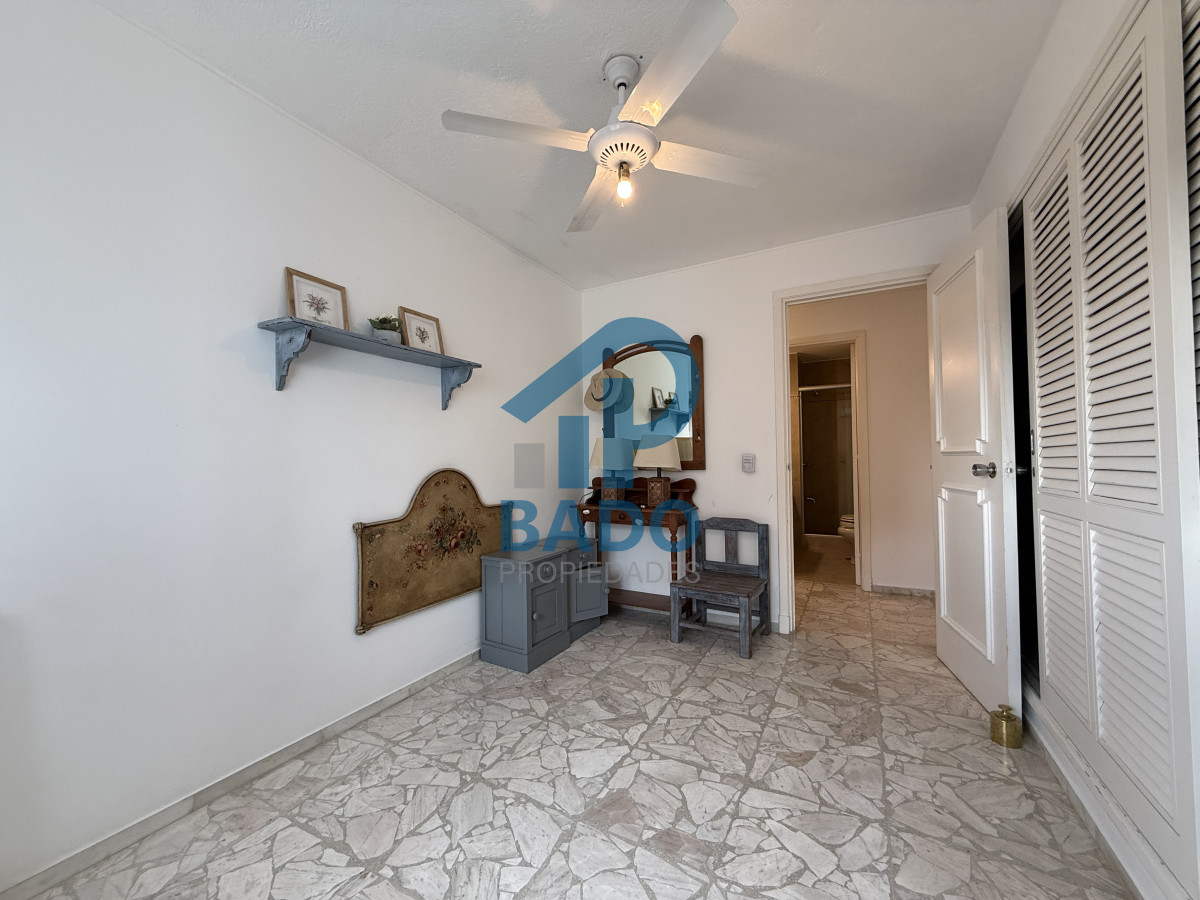 Apartamento ID.67 - Apartamento de 3 dormitorios y 2 baños en Playa Mansa