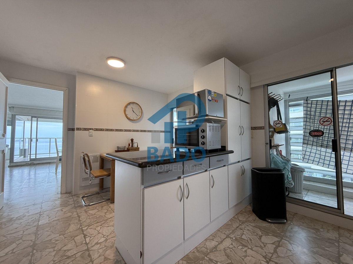 Apartamento ID.67 - Apartamento de 3 dormitorios y 2 baños en Playa Mansa