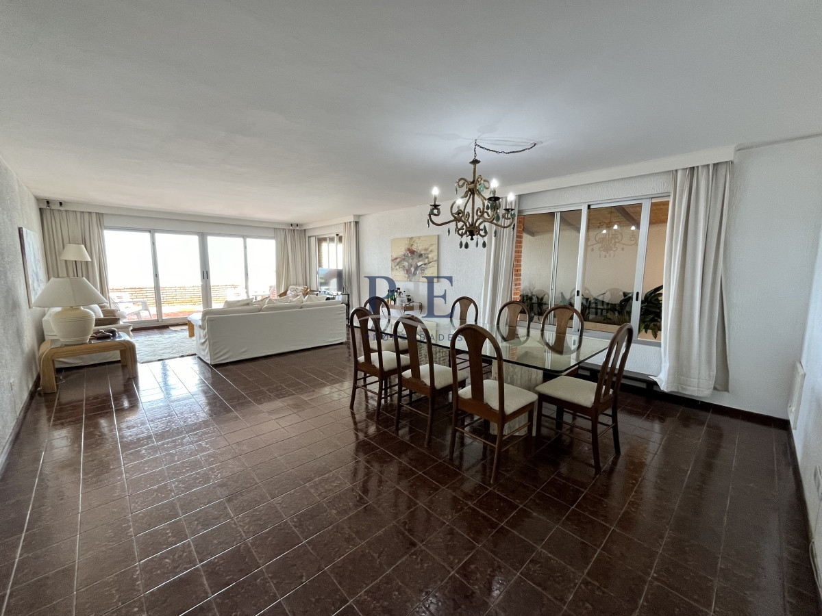 Apartamento en venta | Primera línea Playa Brava | Península, Punta del Este - Imagen 2