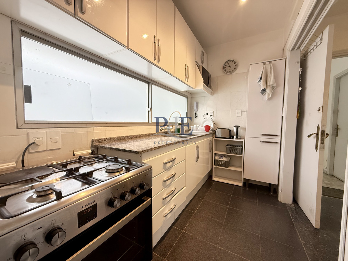 Apartamento en Edificio Mansamar - Primera Línea al Mar - Imagen 8