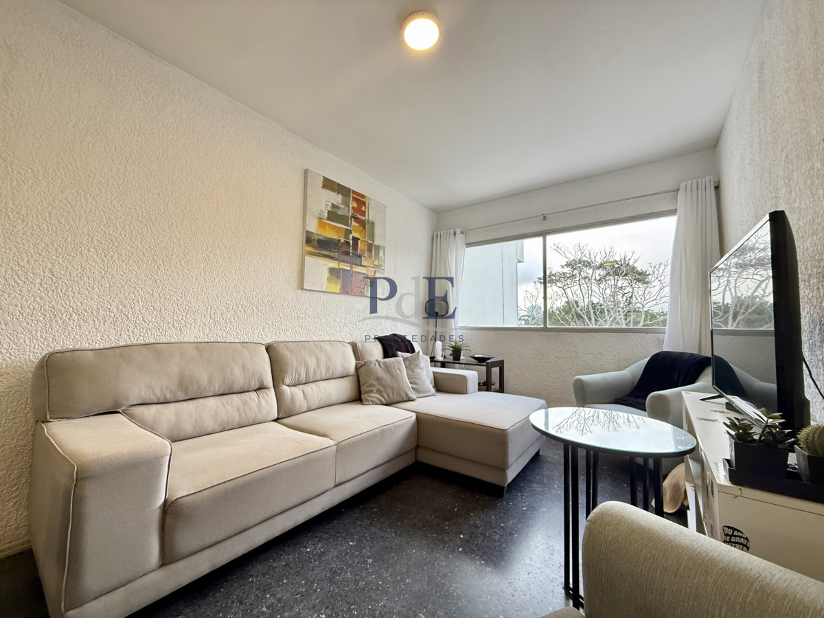 Apartamento en Edificio Mansamar - Primera Línea al Mar - Imagen 2