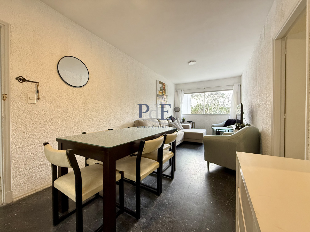 Apartamento en Edificio Mansamar - Primera Línea al Mar - Imagen 1