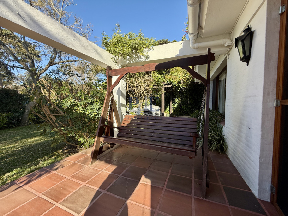 CASA EN VENTA - BARRIO CANTEGRIL, AV. CÓRDOVA - Imagen 36