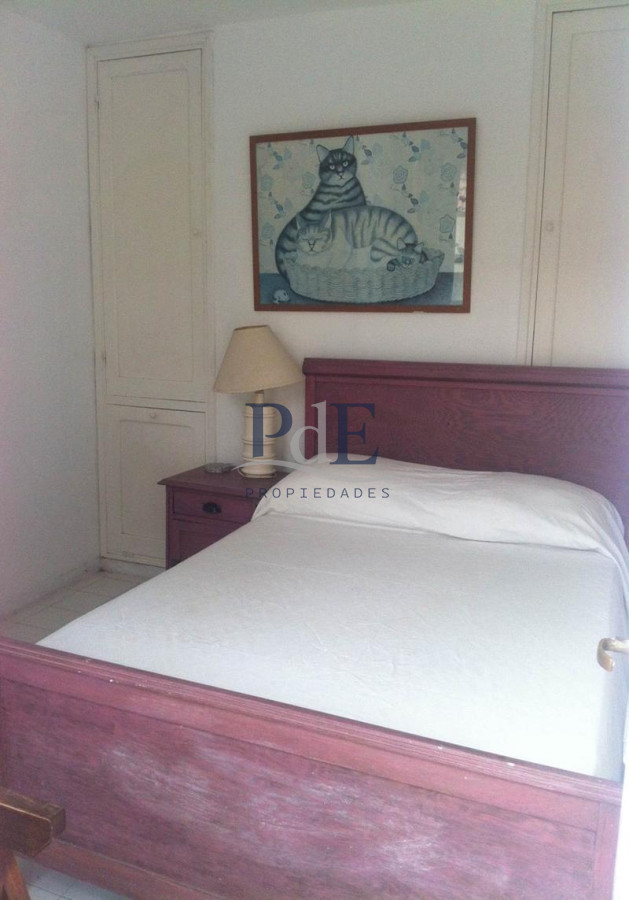 Casa en el centro de La Barra 4 dorm más servicio. A mts del Mar. - Imagen 93