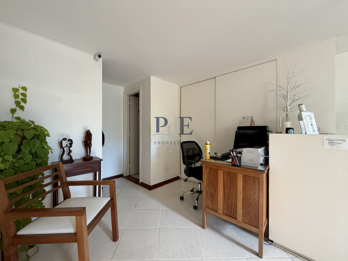 CASA EN VENTA - BARRIO CANTEGRIL, AV. CÓRDOVA - Imagen 22