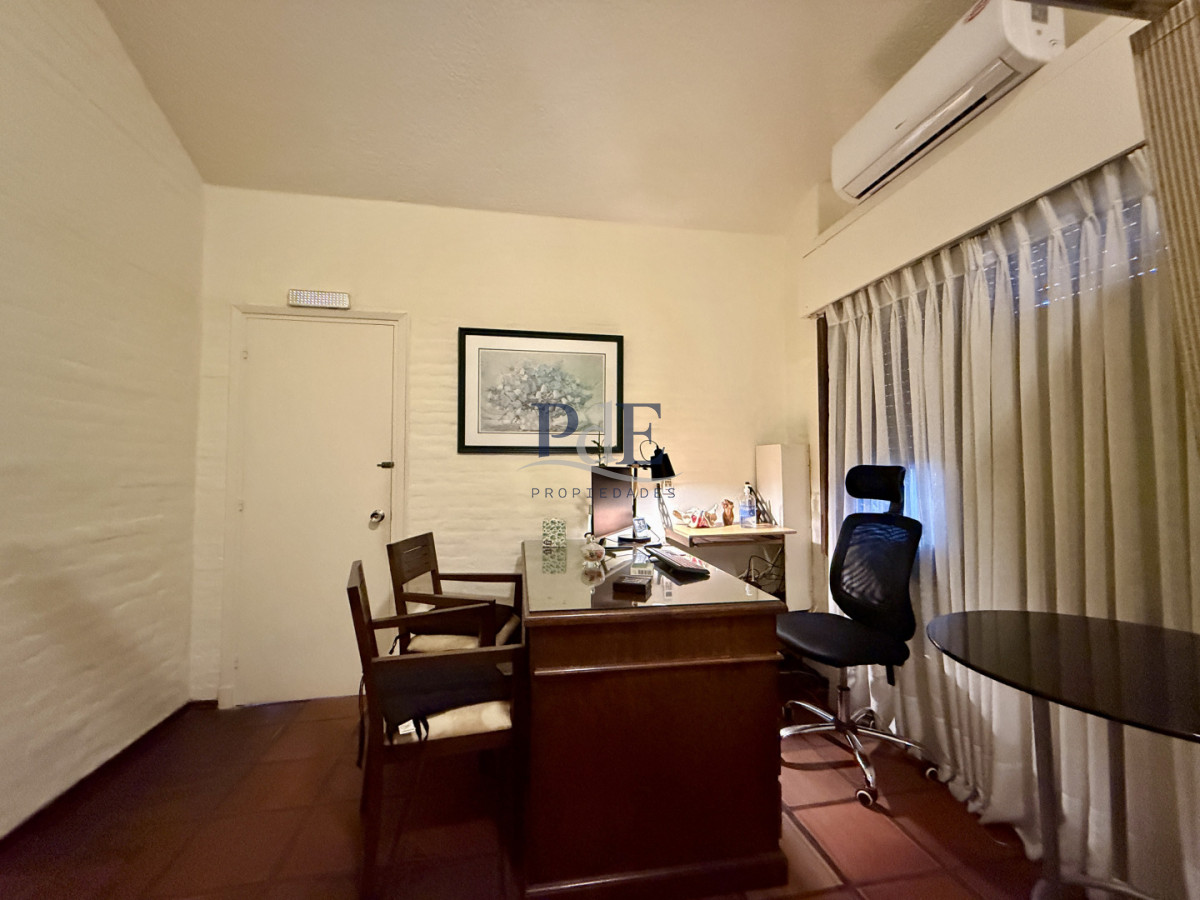 CASA EN VENTA - BARRIO CANTEGRIL, AV. CÓRDOVA - Imagen 28