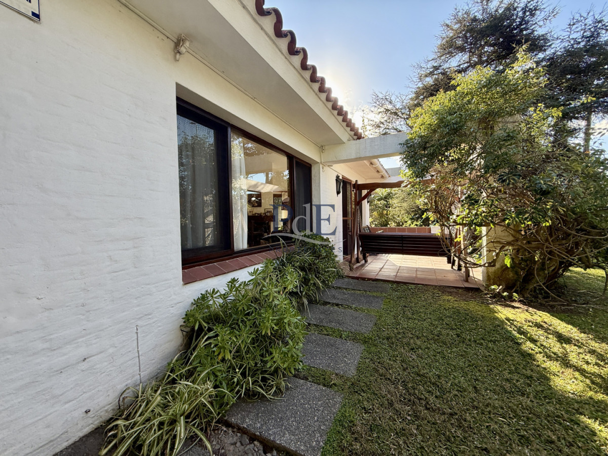 CASA EN VENTA - BARRIO CANTEGRIL, AV. CÓRDOVA - Imagen 38