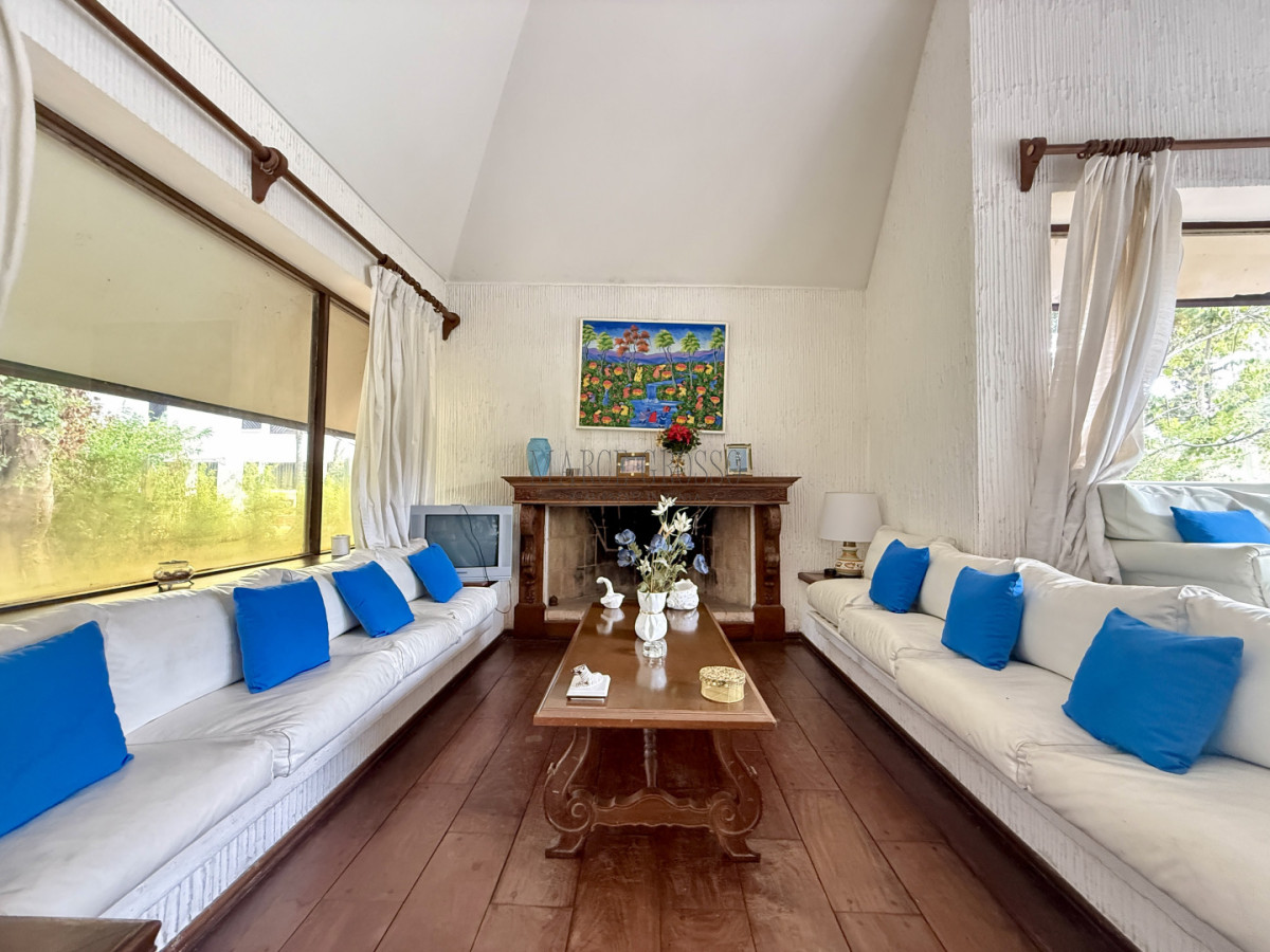 Casa ID.170 - Casa en VENTA  Barrio Lugano, Punta del Este