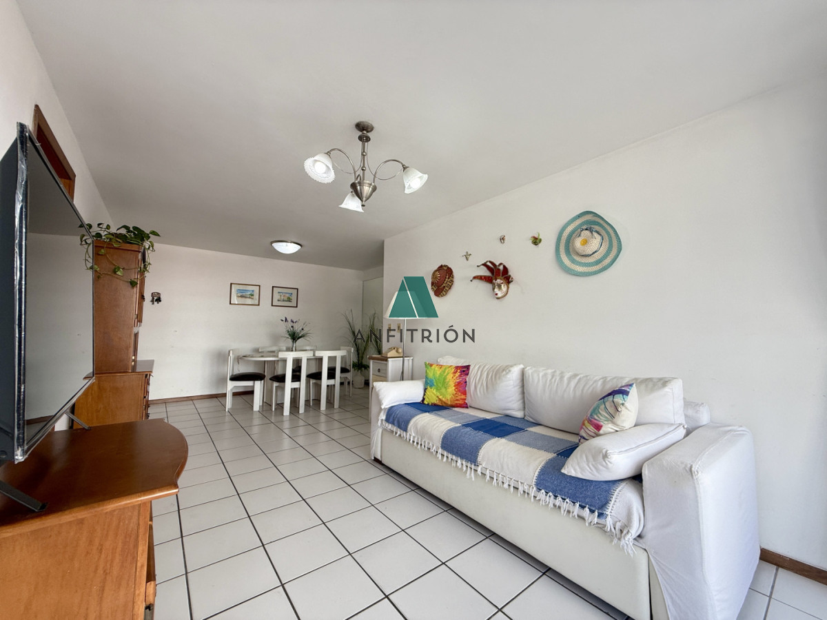 Apartamento ID.135 - Apartamento en Mansa, 2 dormitorios *