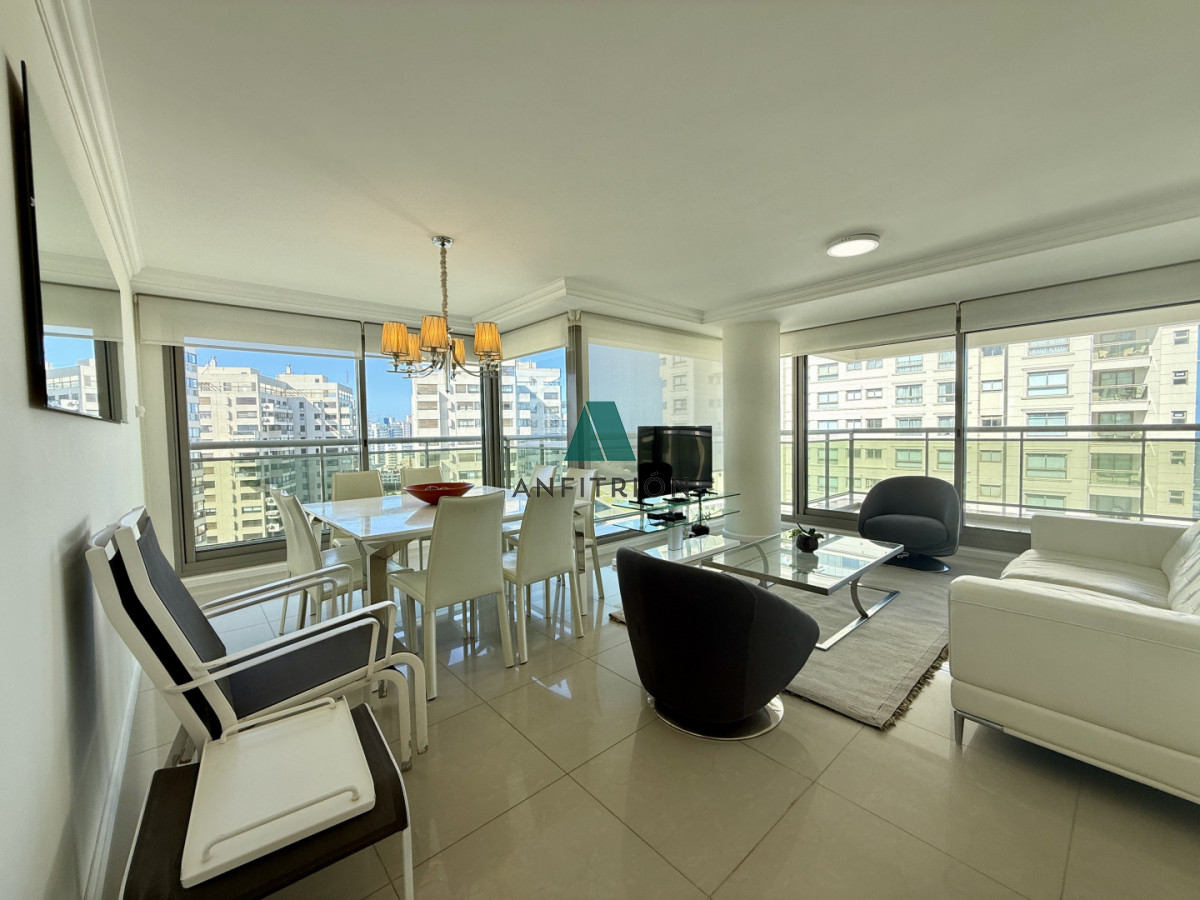 Apartamento ID.76 - Tu Refugio en Brava: Elegancia y Comodidad en Punta del Este
