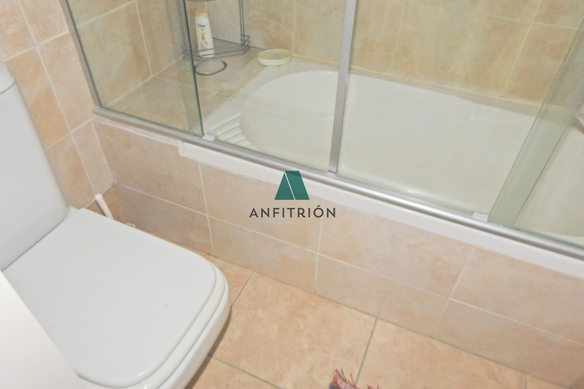 Apartamento ID.300 - Excelente Torre ubicada en la zona de la Brava a 100 metros del océano.  