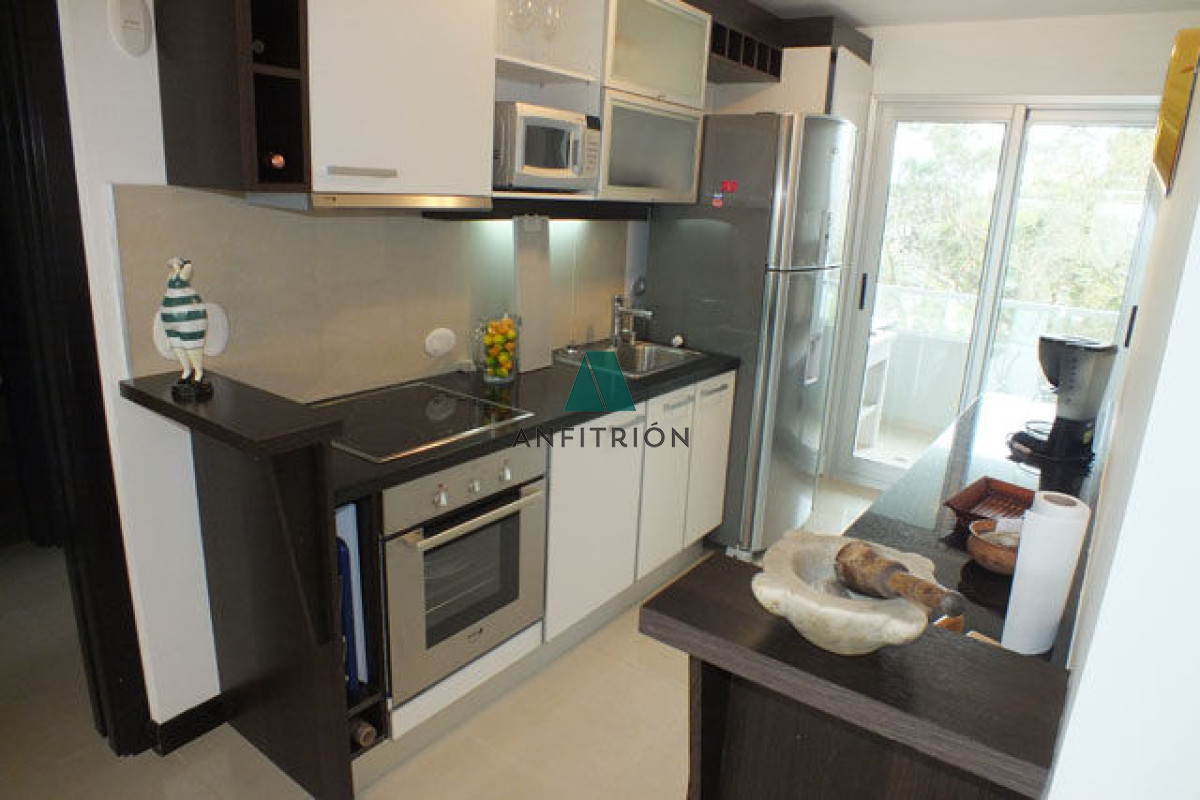 Apartamento ID.41 - Apartamento en Mansa, 2 dormitorios  con parrillero