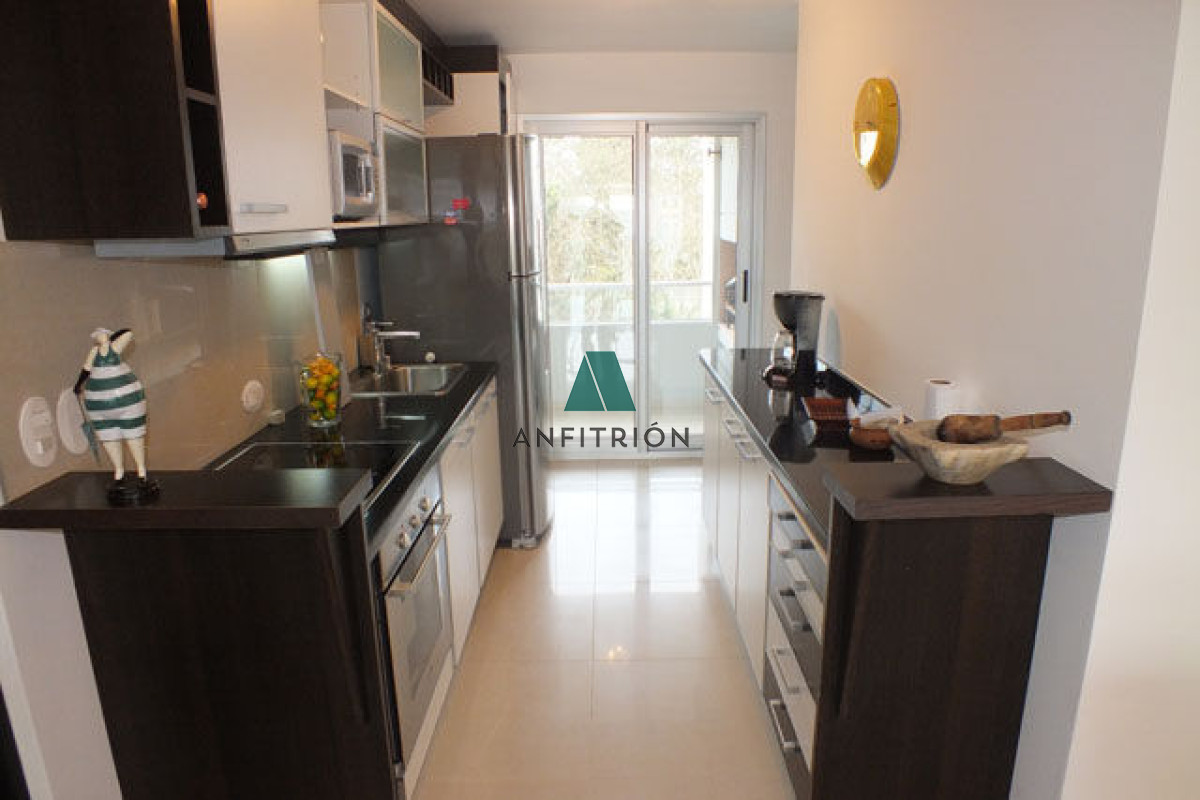 Apartamento ID.41 - Apartamento en Mansa, 2 dormitorios  con parrillero