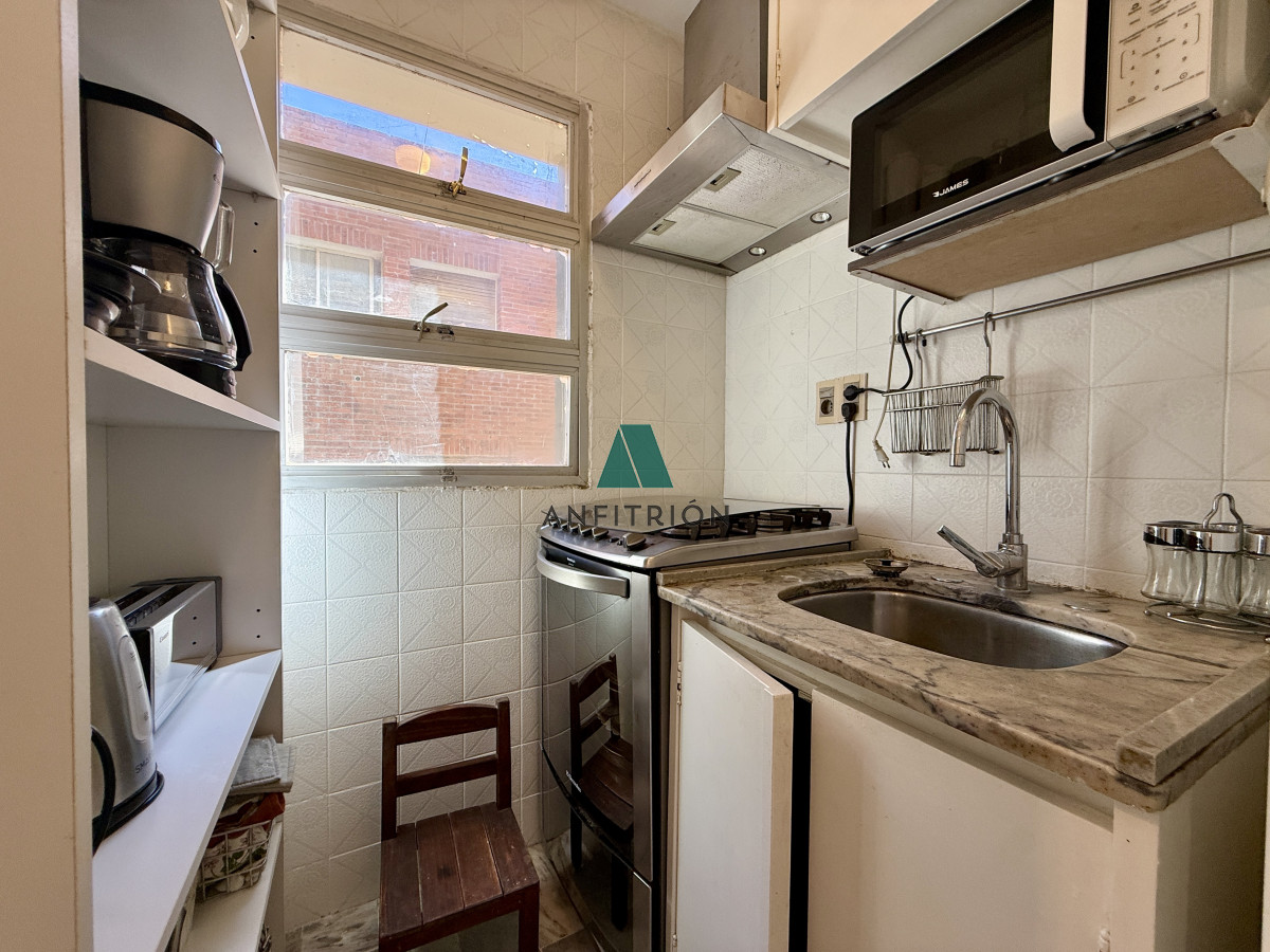 Apartamento ID.403 - Apartamento en venta, Punta del este, frente a playa de los Ingleses