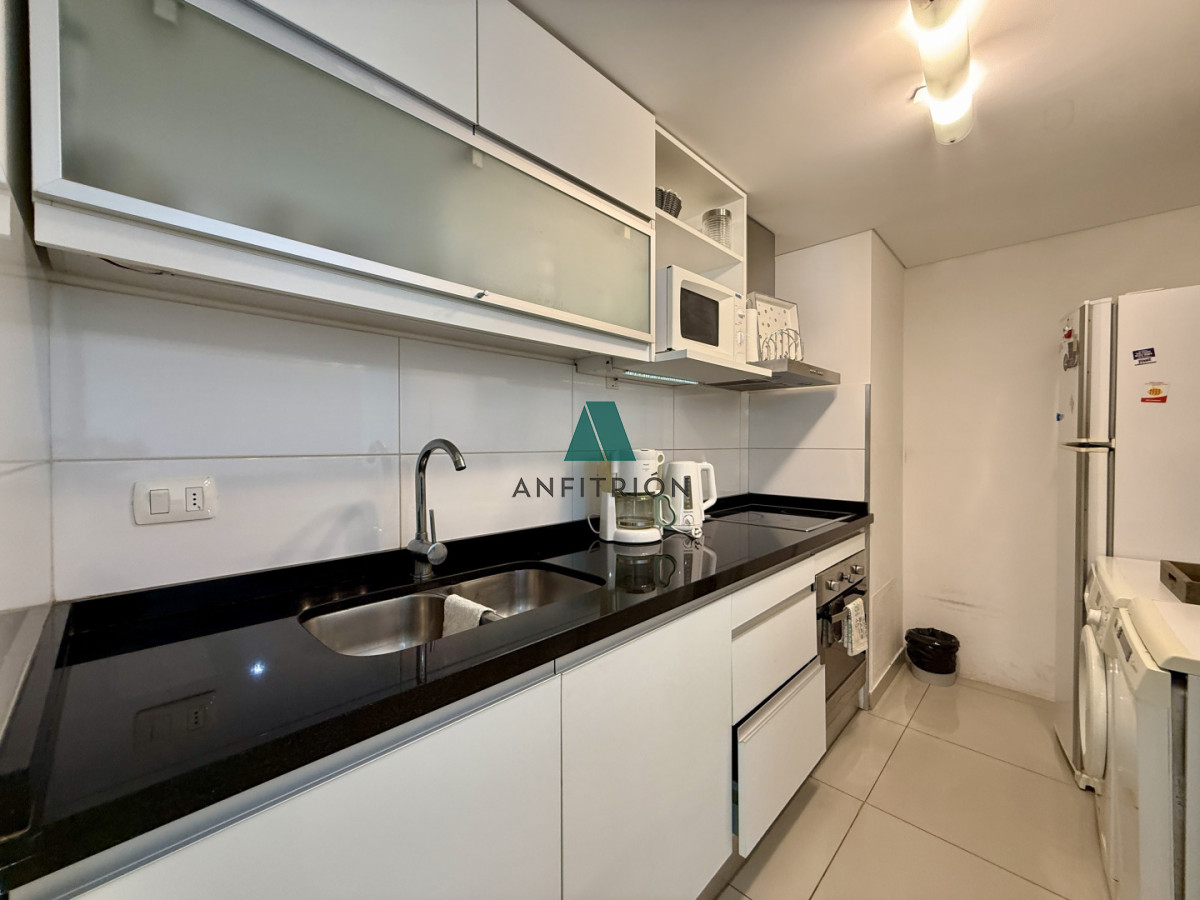 Apartamento ID.77 - Venta  Excelente Apartamento en Wind Tower  Punta del Este