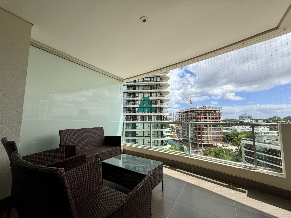 Apartamento ID.77 - Venta  Excelente Apartamento en Wind Tower  Punta del Este