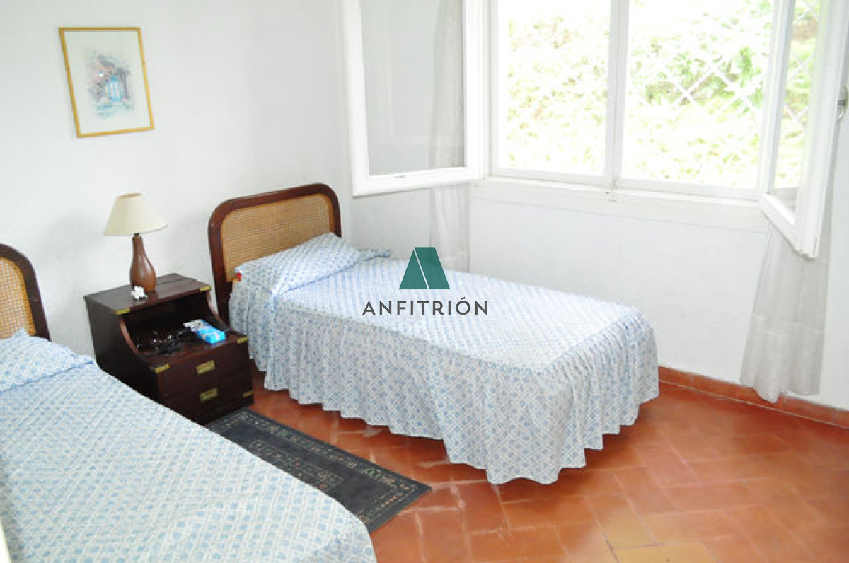 Casa ID.38 - Casa ubicada en Cantegril con lindo terreno