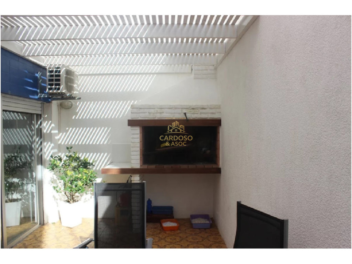 Apartamento ID.96 - Se vende Apartamento en Península, Punta del Este. 