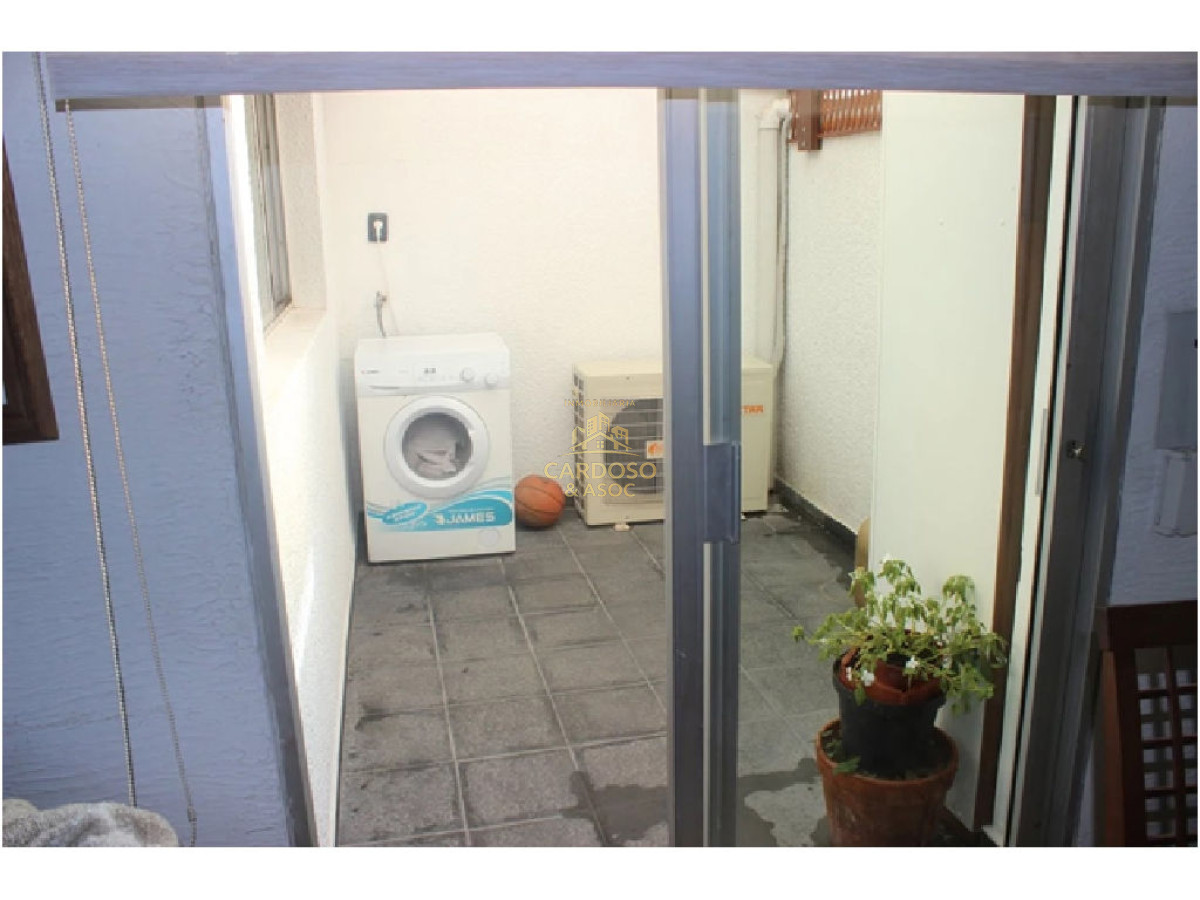Apartamento ID.96 - Se vende Apartamento en Península, Punta del Este. 