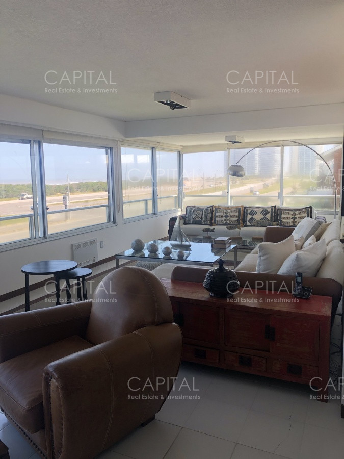Apartamento ID.34579 - Amplio departamento frente al mar