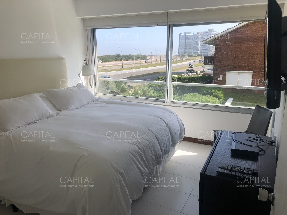 Apartamento ID.34579 - Amplio departamento frente al mar