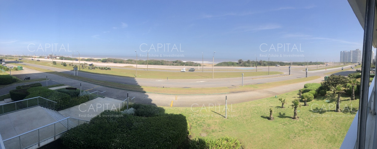 Apartamento ID.34579 - Amplio departamento frente al mar