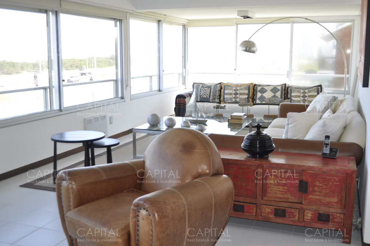 Apartamento ID.34579 - Amplio departamento frente al mar