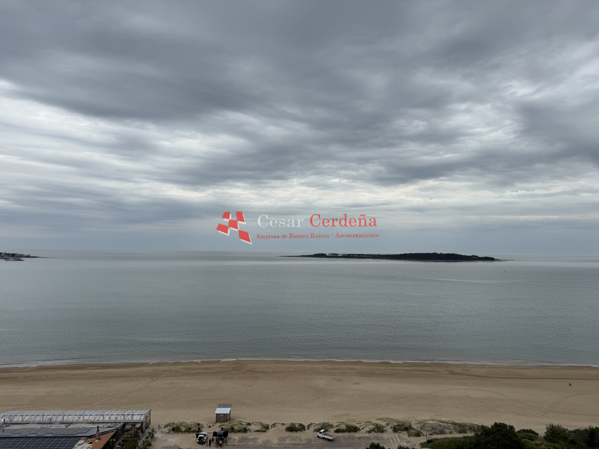 Apartamento ID.1953 - VENTA - Apartamento en primera linea al oceano