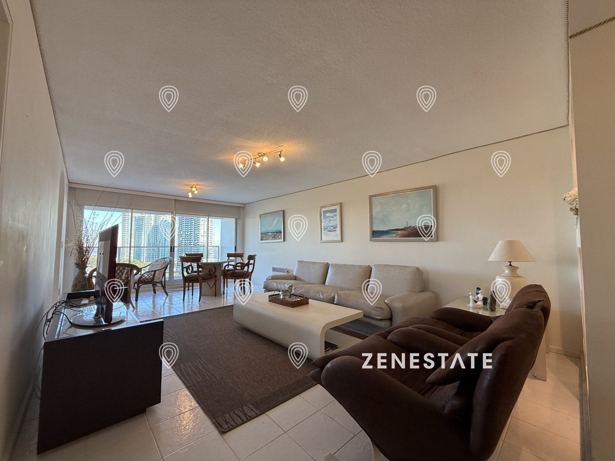 Apartamento en Mansa, 3 dormitorios   - ZEN6706A