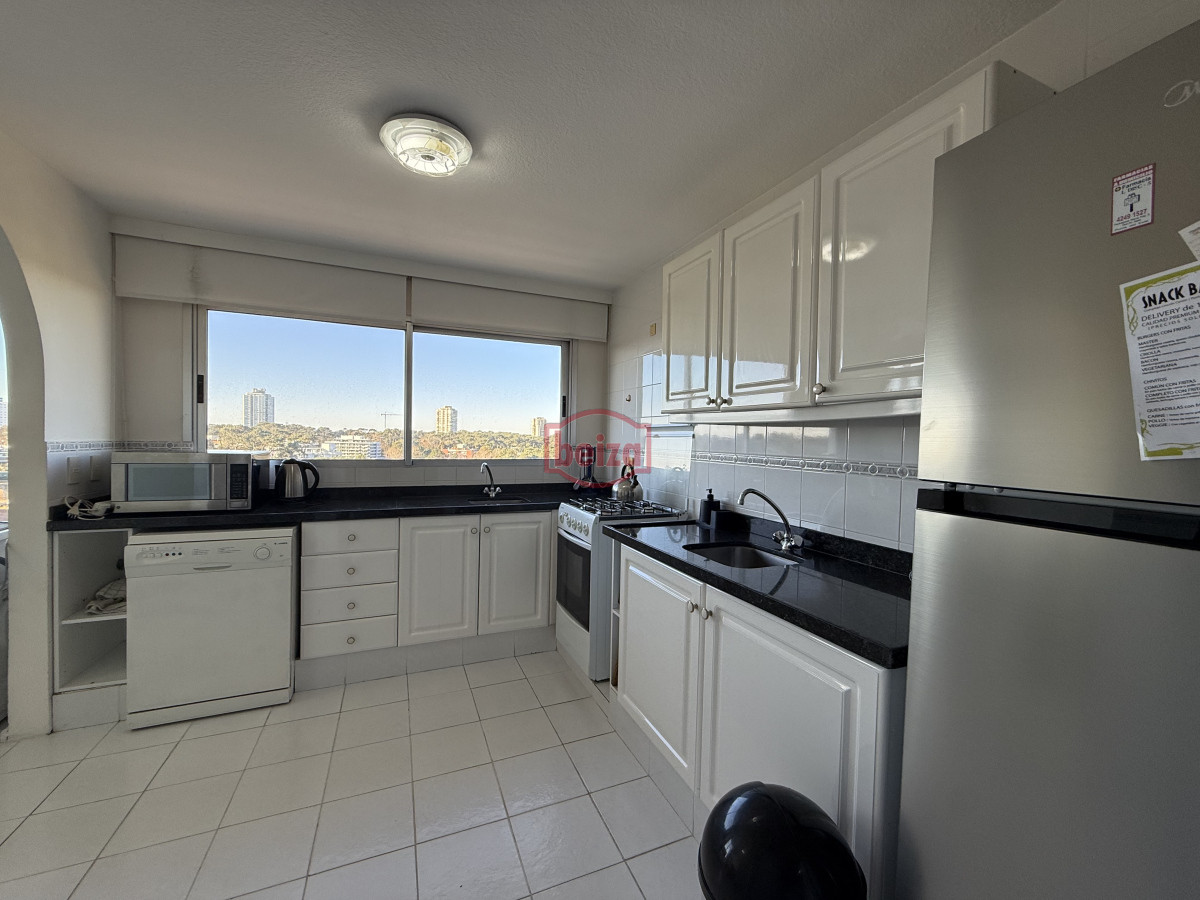 Apartamento ID.167137/Increíble-oportunidad-de-inversión-de-2-dormitorios-y-2-baños - Apartamento en Venta - Lincoln Center Torre Wilson, Punta del Este