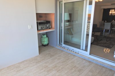 APARTAMENTO CON EXCELENTES SERVICIOS - NGP25563A