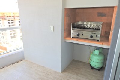 APARTAMENTO CON EXCELENTES SERVICIOS - NGP25563A
