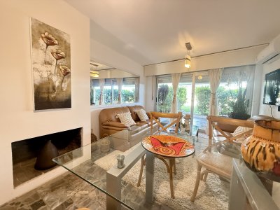 Apartamento en Pinares, 3 dormitorios 