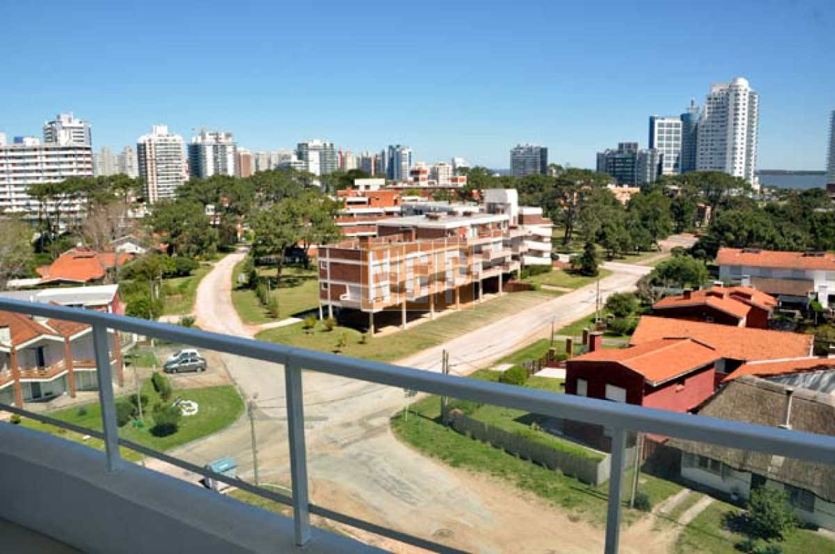Depto en Aidy Grill. Ideal para vivir todo el año. - NGP7133A