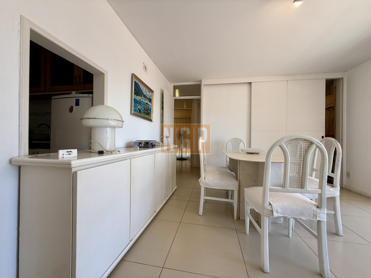 Apartamento en venta  Edificio Kennedy  Punta del Este - NGP7167A