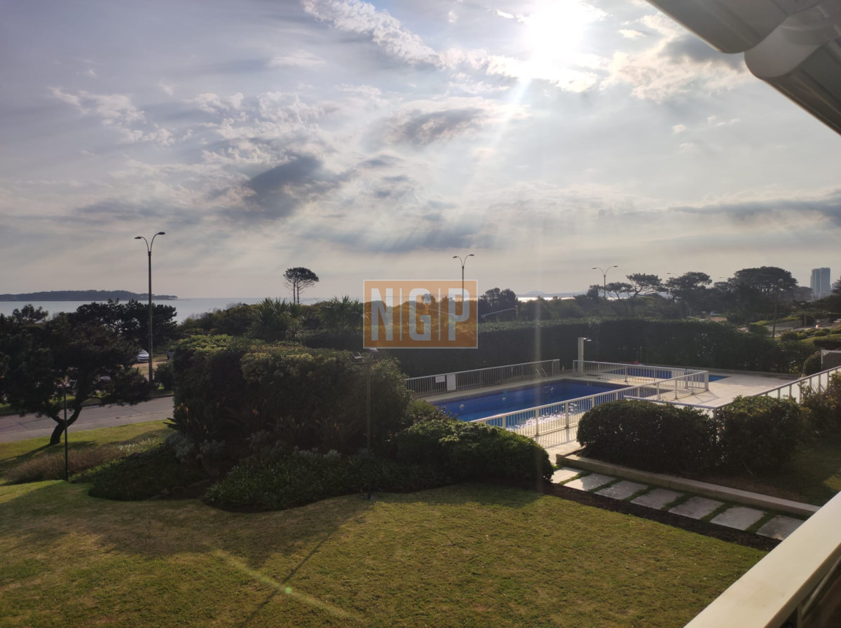 departamento frente al mar  - NGP111A