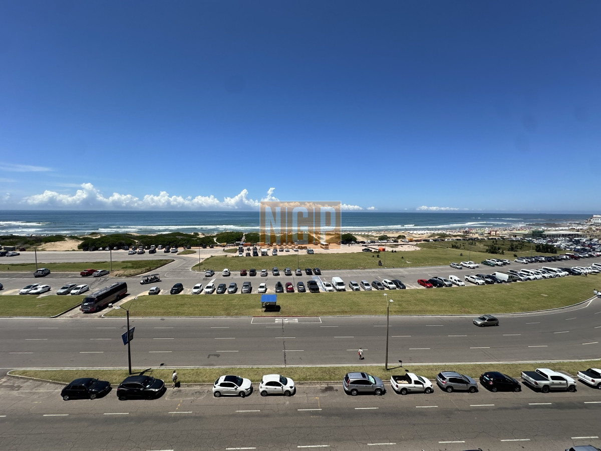 Departamento en zona Brava  - NGP9298A