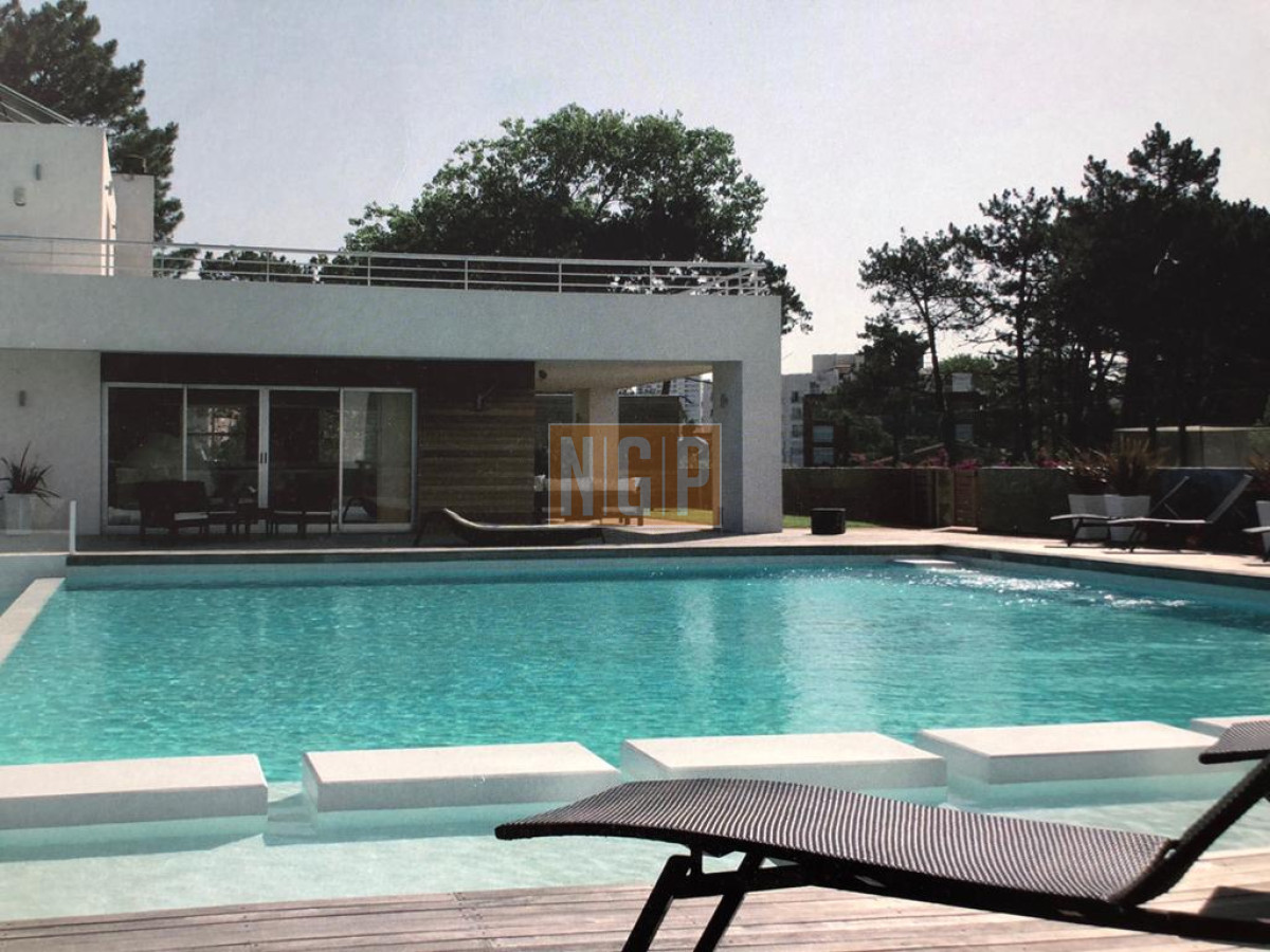 departamento en Ocean drive - NGP4190A