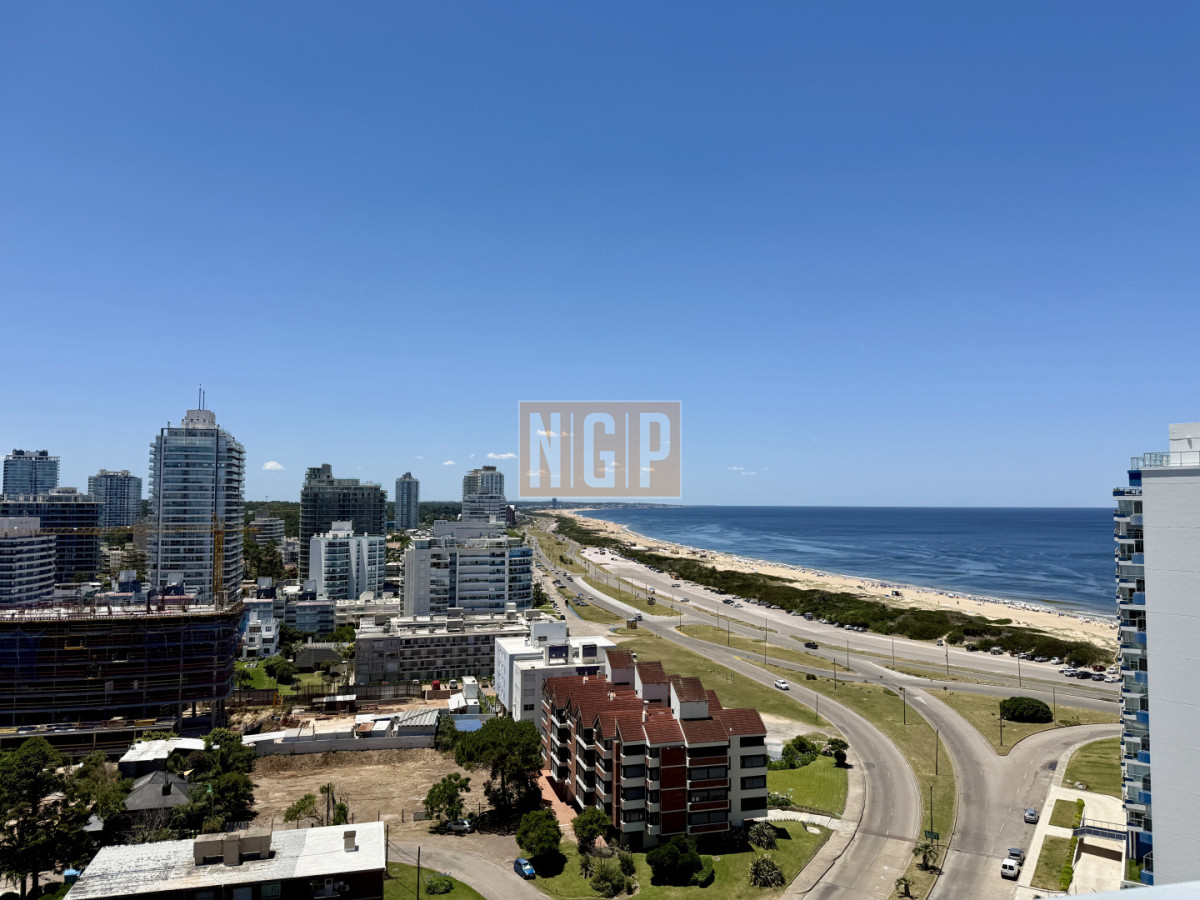 Apartamento en Torre Marina I Piso alto  Playa Brava, Punta del Este - NGP11864A