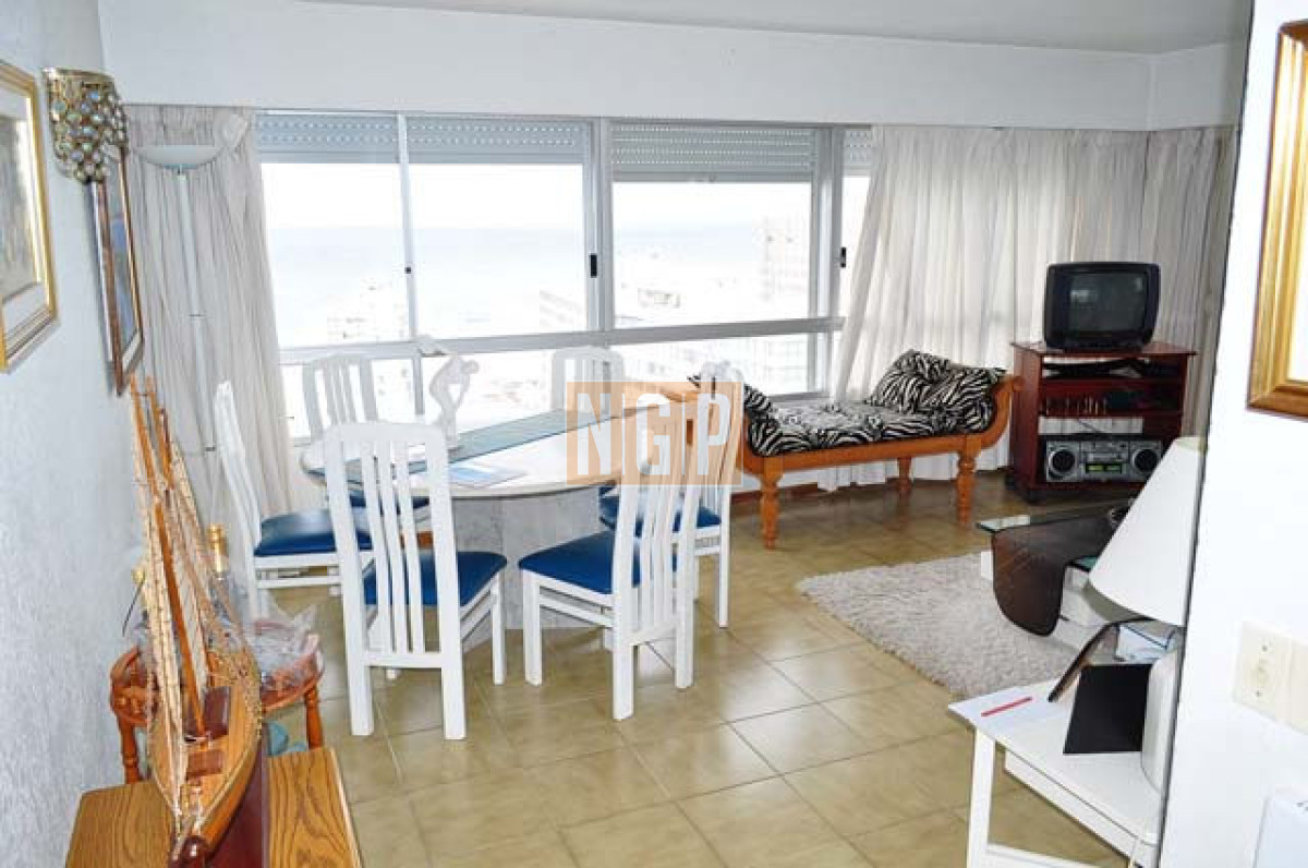 Apartamento en Peninsula, 3 dormitorios   - NGP1393A