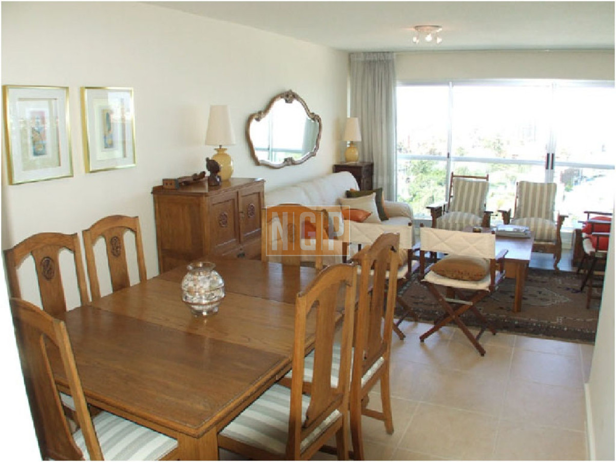 Apartamento en Mansa, 2 dormitorios   - NGP750A