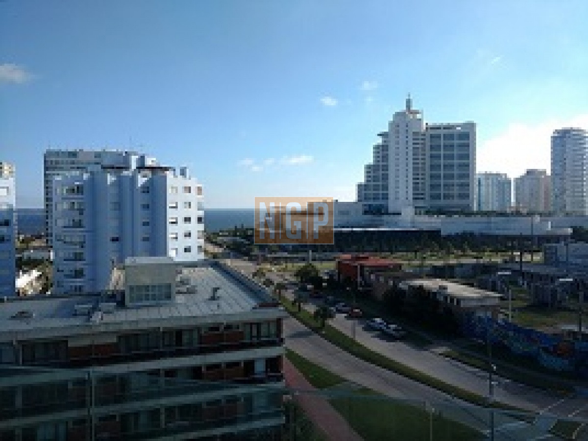 EDIFICIO NUEVO A PASOS DEL MAR  - NGP25882A