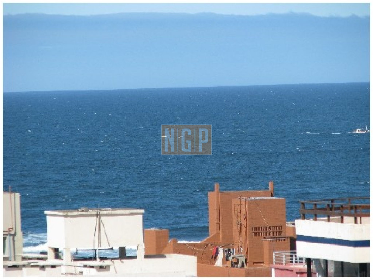 Apartamento en Peninsula  - NGP16741A