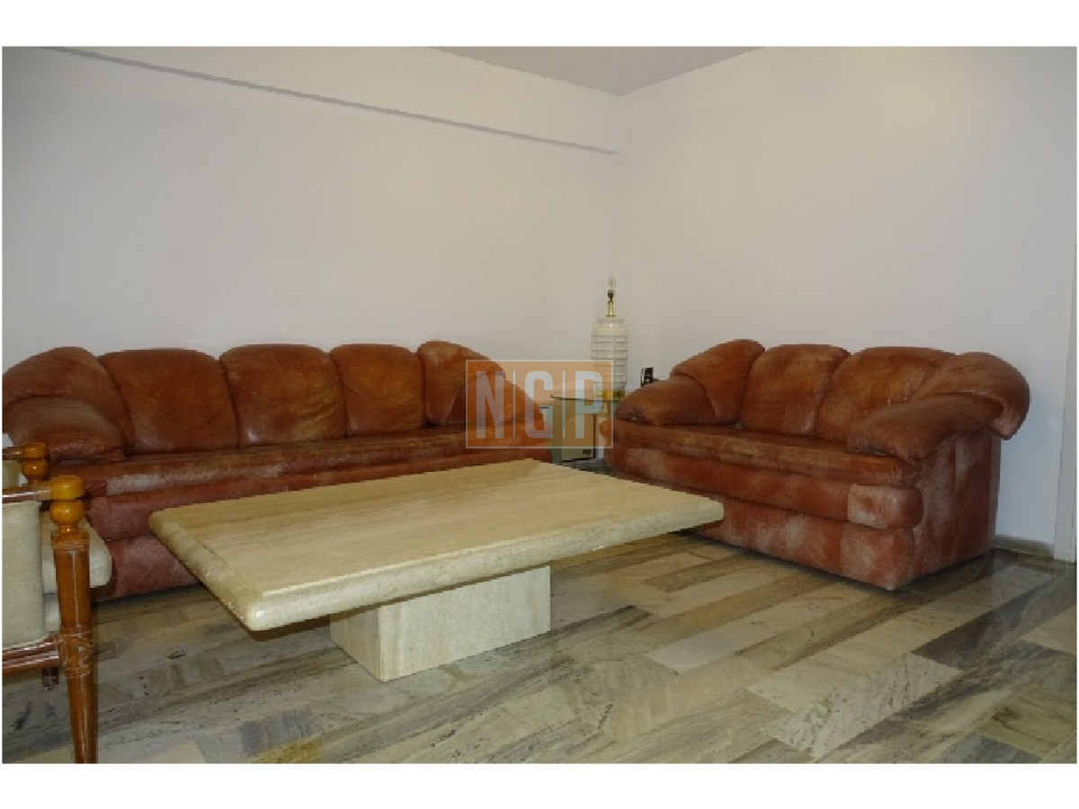 Apartamento en Peninsula, 3 dormitorios   - NGP17441A