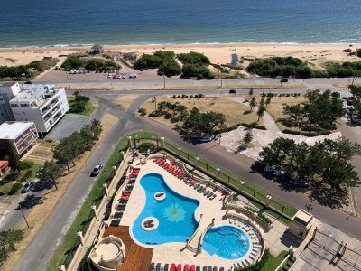 apartamento en venta y alquiler frente a playa mansa
