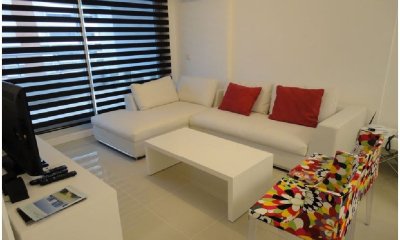 Apartamento en zona de playa Brava Punta del Este.-