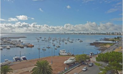ESPECTACULAR DECORADO LA MEJOR VISTA AL PUERTO