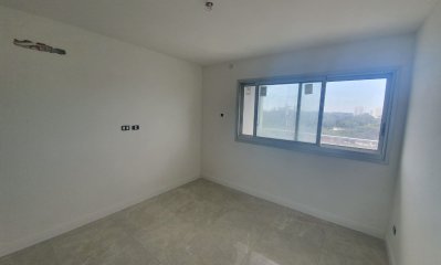 LINDISIMO EDIFICIO CON TODOS LOS SERVICIOS