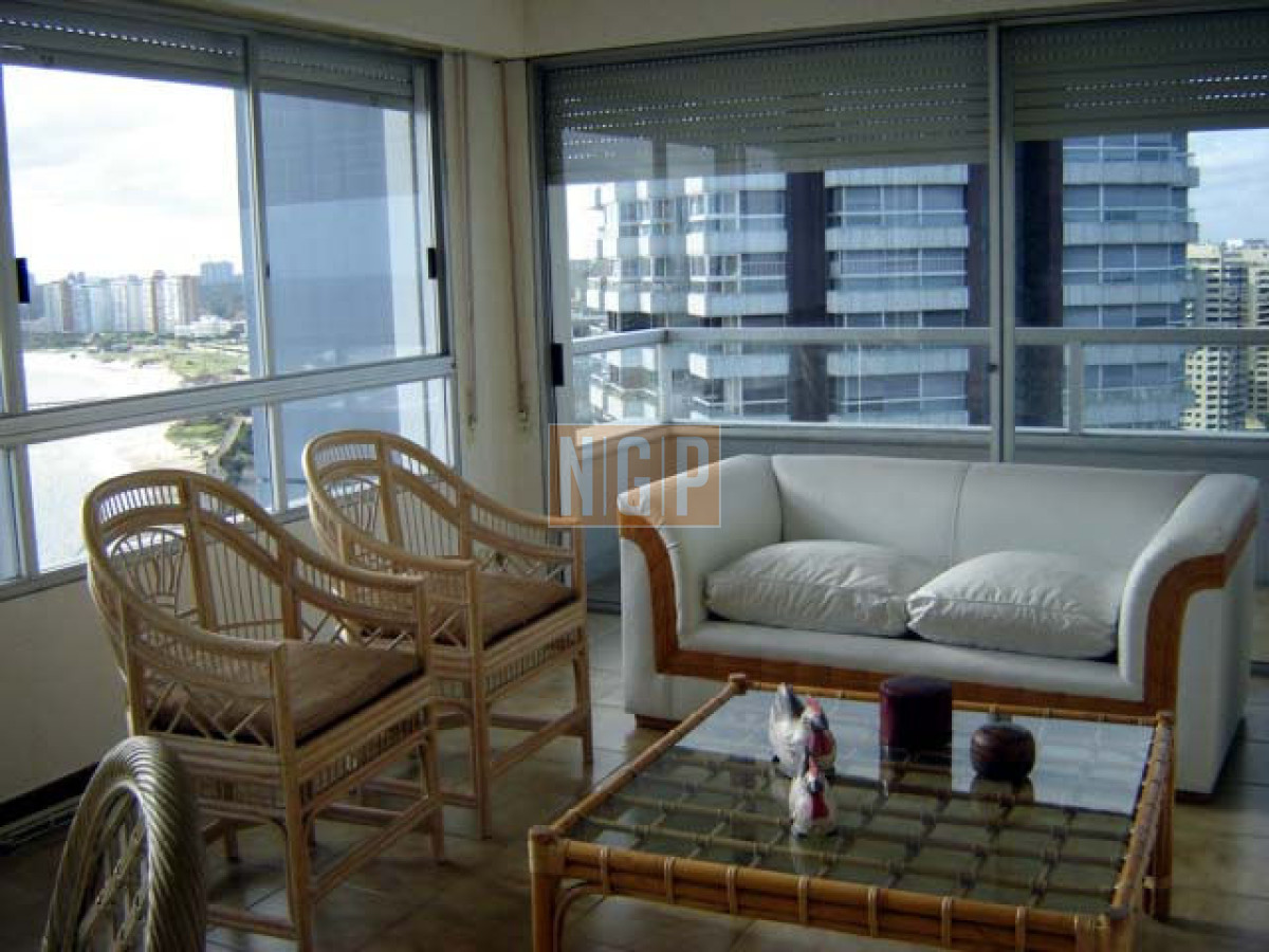 Apartamento en Peninsula, 3 dormitorios   - NGP1391A